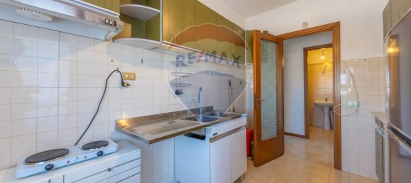 3 Schlafzimmer Wohnung in Rome, Italy, Nr. 352671 6