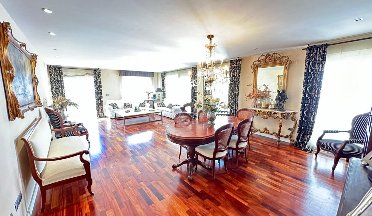 5 chambres Appartement à Alicante, Spain No. 132348