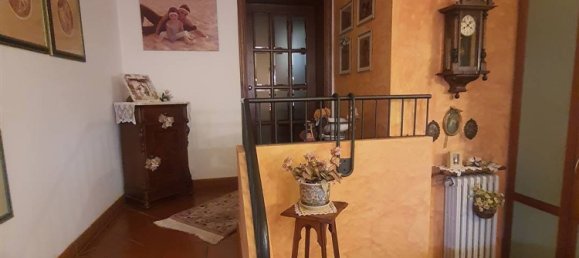 7غرفة منزل في Quarrata, Italy رقم 164472 11