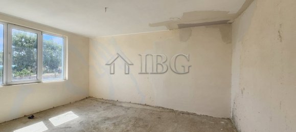 Casa de 4 dormitorios en Burgas, Bulgaria No. 1218 11