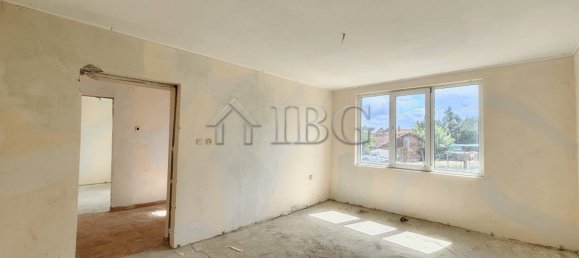 Casa de 4 dormitorios en Burgas, Bulgaria No. 1218 13