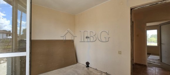 Casa de 4 dormitorios en Burgas, Bulgaria No. 1218 6