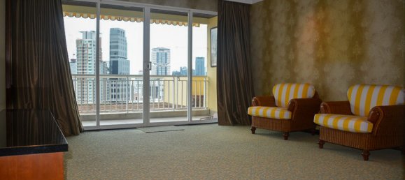 3 bedrooms Condo in Bangkok, Thailand No. 6727 6