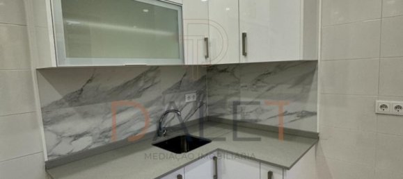 1 bedroom Apartment in Rio de Mouro, Portugal No. 155217 4