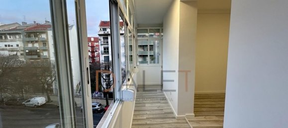 1 bedroom Apartment in Rio de Mouro, Portugal No. 155217 37