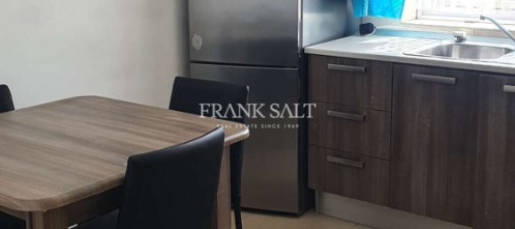 Пентхаус с 2 спальнями в Фгура, Мальта № 3908 2