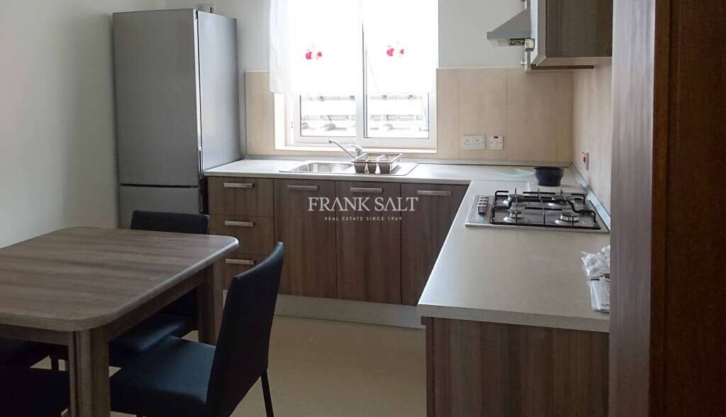 Пентхаус с 2 спальнями в Фгура, Мальта № 3908