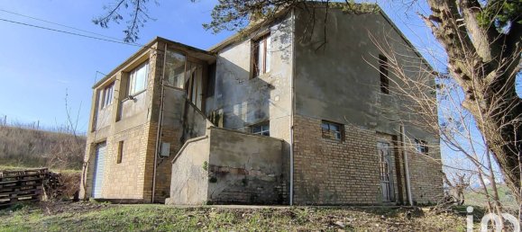 Casa de 4 dormitorios en Montalto delle Marche, Italy No. 296816 8