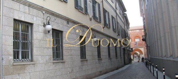 4 bedrooms Penthouse in Novara, Italy No. 165578 40