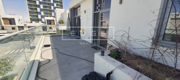 Villa T2 em Dubai, UAE N.º 7953 10