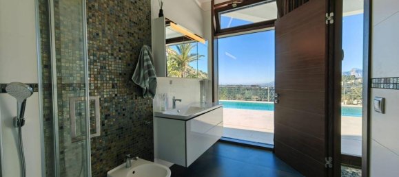 5 Schlafzimmer Villa in Altea, Spain, Nr. 8771 12