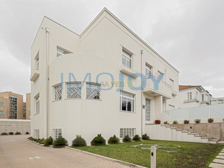 13 bedrooms House in Porto, Portugal No. 124484