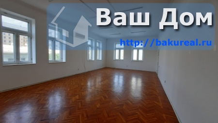 Oficina de 2 habitaciónes en Baku, Azerbaijan No. 1010