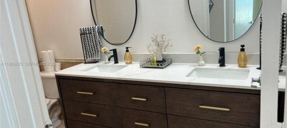2 dormitorios propiedad comercial en venta en Miami, Miami-Dade, Florida, USA № 614488 29