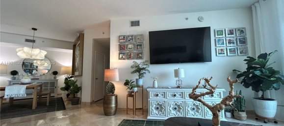 2 dormitorios propiedad comercial en venta en Miami, Miami-Dade, Florida, USA № 614488 17