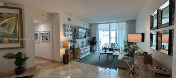 2 dormitorios propiedad comercial en venta en Miami, Miami-Dade, Florida, USA № 614488 21