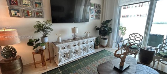 2 dormitorios propiedad comercial en venta en Miami, Miami-Dade, Florida, USA № 614488 14