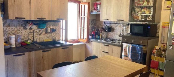 3 bedrooms Apartment in La Spezia, Italy No. 318692 3