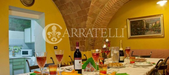 3 bedrooms House in Volterra, Italy No. 105997 12