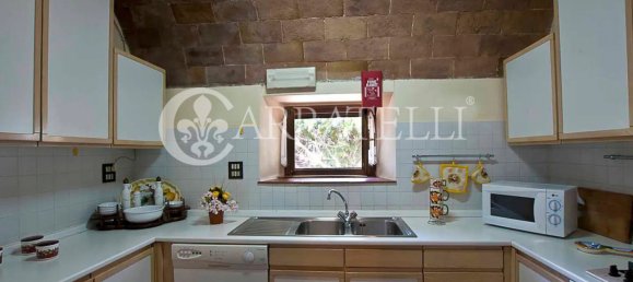 3 bedrooms House in Volterra, Italy No. 105997 30