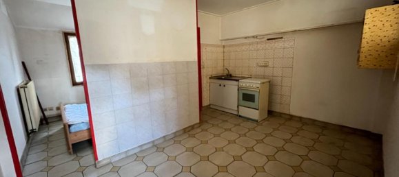 Здание с 1 спальней в Венет, Франция № 72801 6