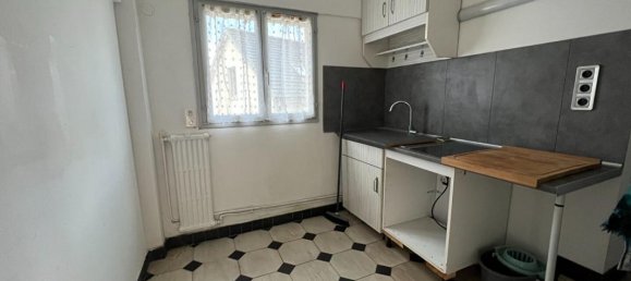 Здание с 1 спальней в Венет, Франция № 72801 5