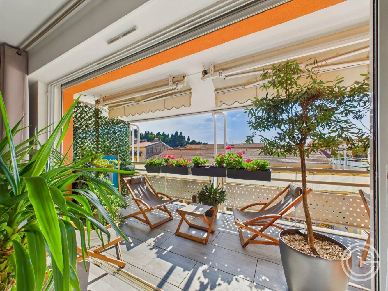 Dúplex de 4 dormitorios en Nice, France No. 346848