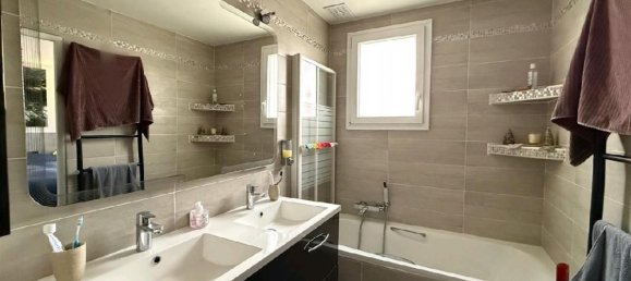 Casa T6 em Beauchamp, France N.º 166057 9