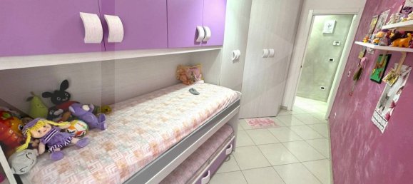 Квартира с 3 комнатами в Барлетта, Италия № 26660 11