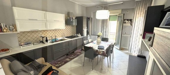 Квартира с 3 комнатами в Барлетта, Италия № 26660 6