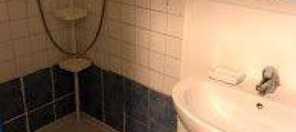 2 bedrooms Duplex in Saint-Paul-en-Foret, France No. 329306 6