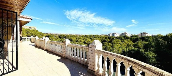 Вилла с 10 спальнями в Дехеса де Кампоамор, Испания № 287233 24