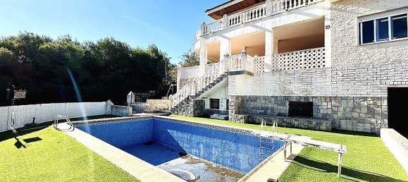 Вилла с 10 спальнями в Дехеса де Кампоамор, Испания № 287233 2