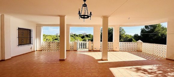 Вилла с 10 спальнями в Дехеса де Кампоамор, Испания № 287233 12