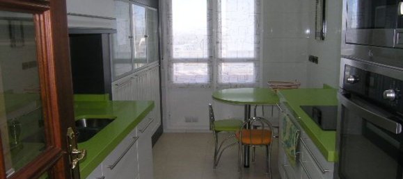 3 chambres Appartement à Vitoria-Gasteiz, Spain No. 155884 4