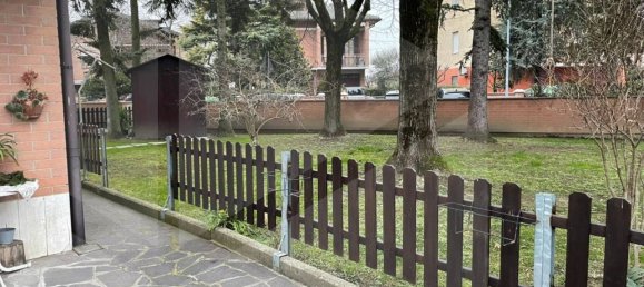 5 rooms Apartment in Modena, Italy No. 28653 21