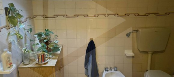 5 rooms Apartment in Modena, Italy No. 28653 7