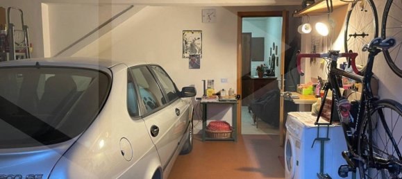 5 rooms Apartment in Modena, Italy No. 28653 19