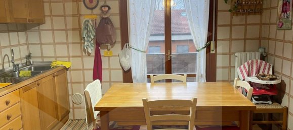 5 rooms Apartment in Modena, Italy No. 28653 16