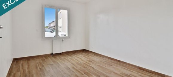 2 bedrooms House in Trieux, France No. 311580 8