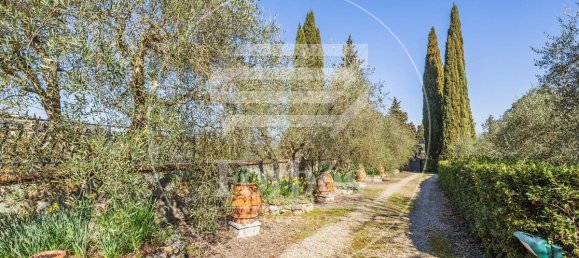 5 bedrooms Apartment in Impruneta, Italy No. 237965 20