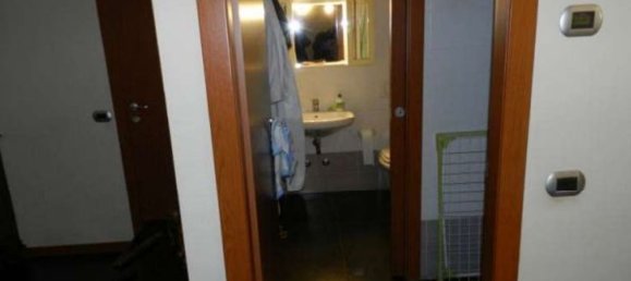 Apartamento de 6 habitaciónes en Spinadesco, Italy No. 96538 9