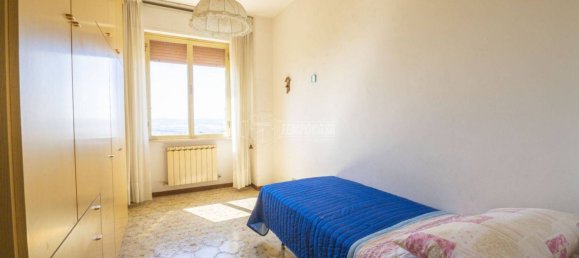 6 Schlafzimmer Haus in Ostra, Italy, Nr. 147476 12
