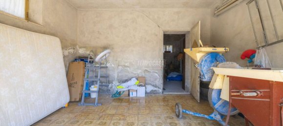 6 Schlafzimmer Haus in Ostra, Italy, Nr. 147476 19