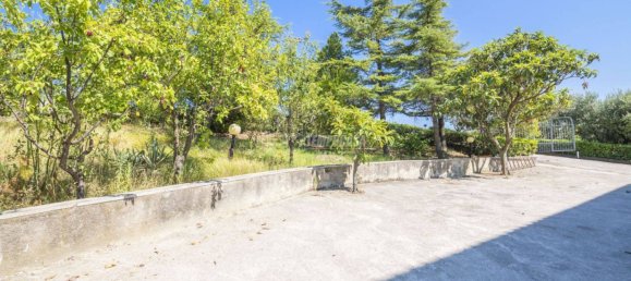 6 Schlafzimmer Haus in Ostra, Italy, Nr. 147476 2