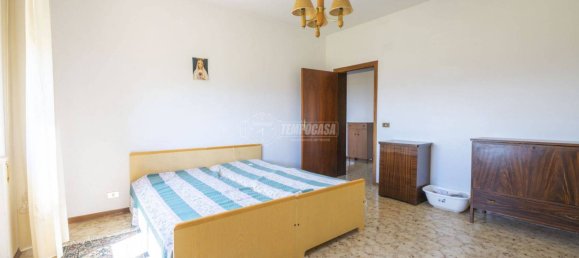 6 Schlafzimmer Haus in Ostra, Italy, Nr. 147476 13