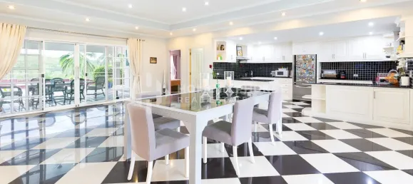 5 Schlafzimmer Haus in Phuket, Thailand, Nr. 60938 8