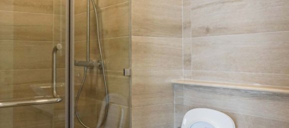 2 rooms Office in District 1, Vietnam No. 17965 7