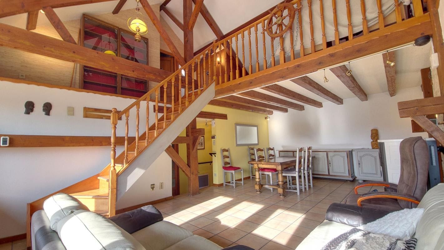 3 bedrooms House in Champdotre, France No. 200470