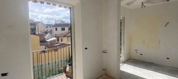 3 bedrooms Apartment in Florence, Italy No. 376282 17